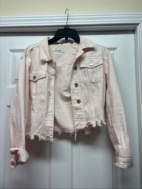 Vigoss Cropped Blush Pink Denim Jacket with Frayed Hem